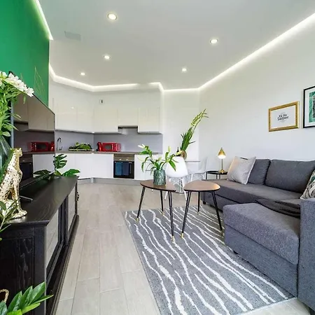 Ocean Garden 10 Con Jardin Privado شقة أذيخي