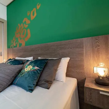 Ocean Garden 10 Con Jardin Privado דירה אדחה